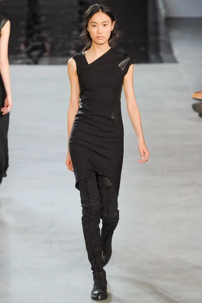 Look 30